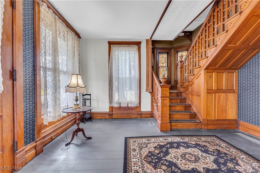 Village/New London - Residential