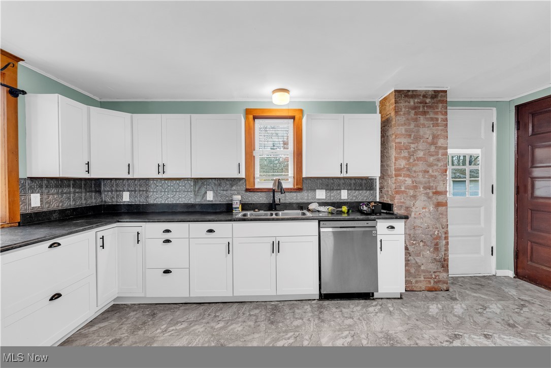 Village/New London - Residential