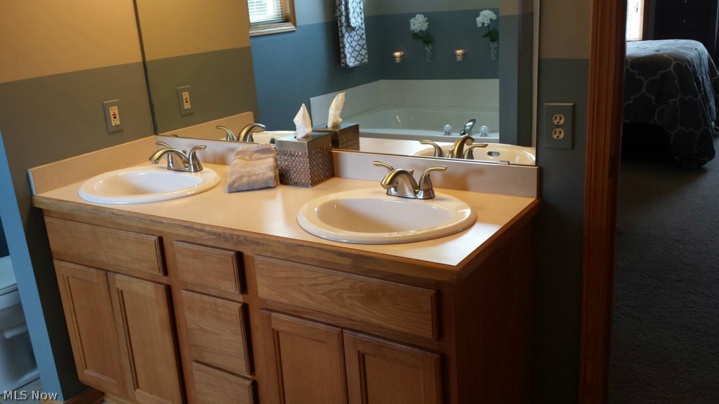 Stillmeadow Estate #9 - Residential