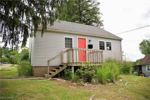 Homes For Sale - 124 E King Street<br/> Muskingum County, Zanesville, OH 43701