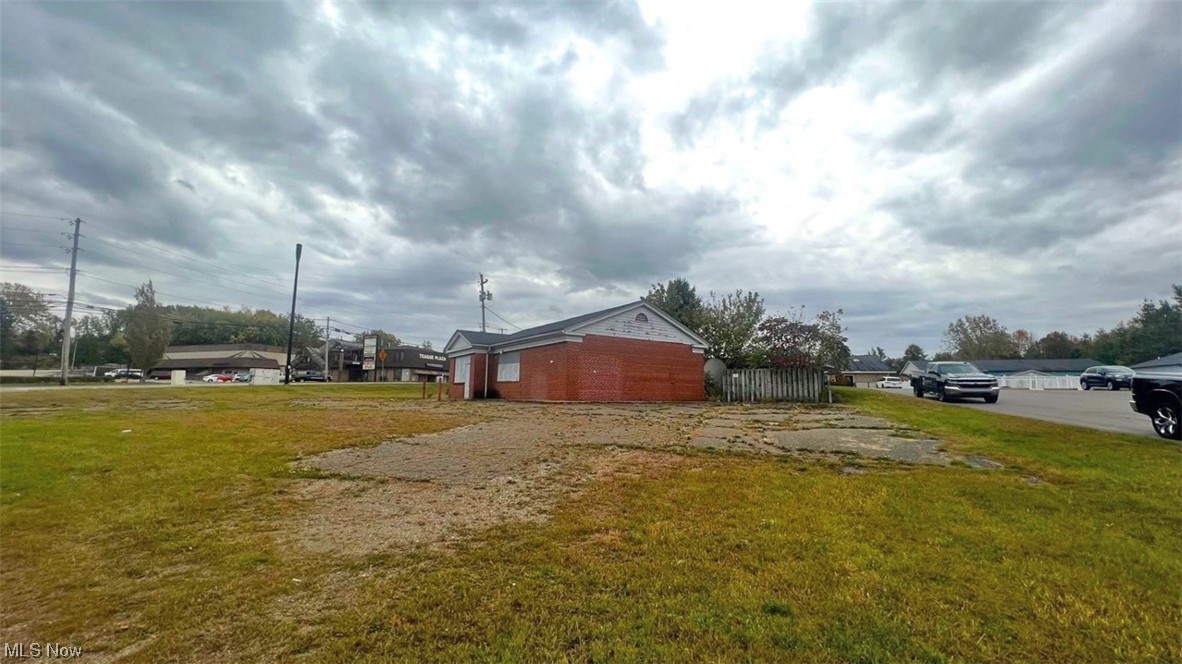 Caston - Commercial Sale