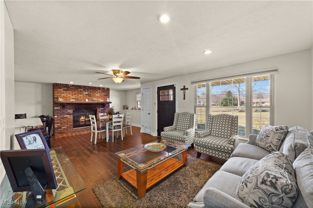3681 Nagel Road, Avon, Ohio image 37