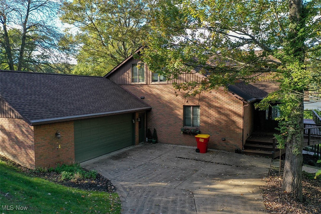 240 W Mohawk Drive, Malvern, Ohio image 3