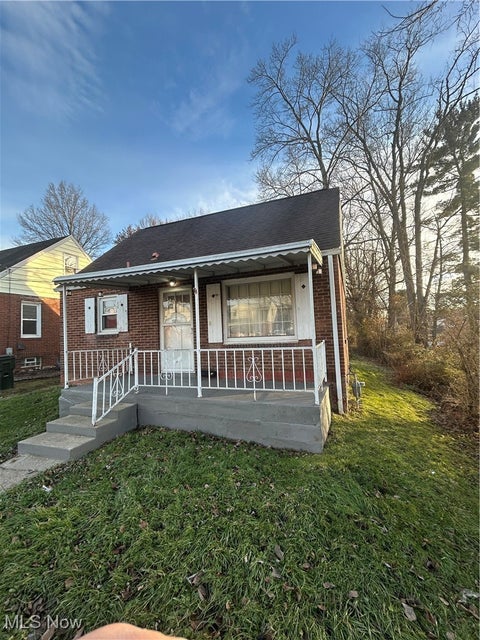 Photo for 1321 Marion Avenue SE