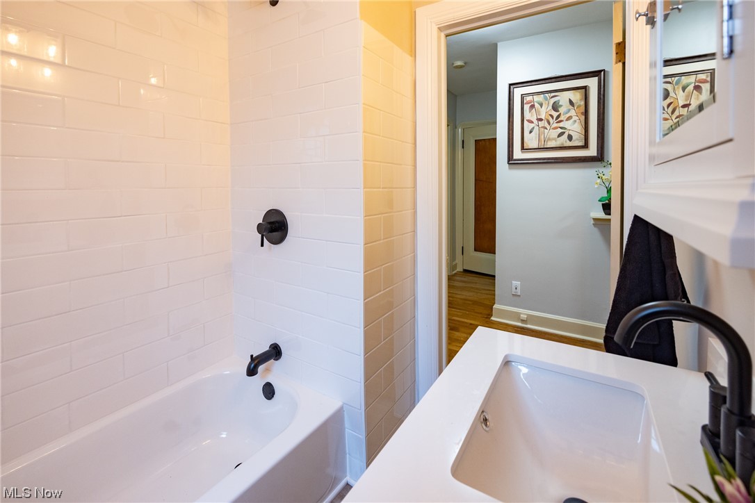 Cleveland Heights Blvd - Residential