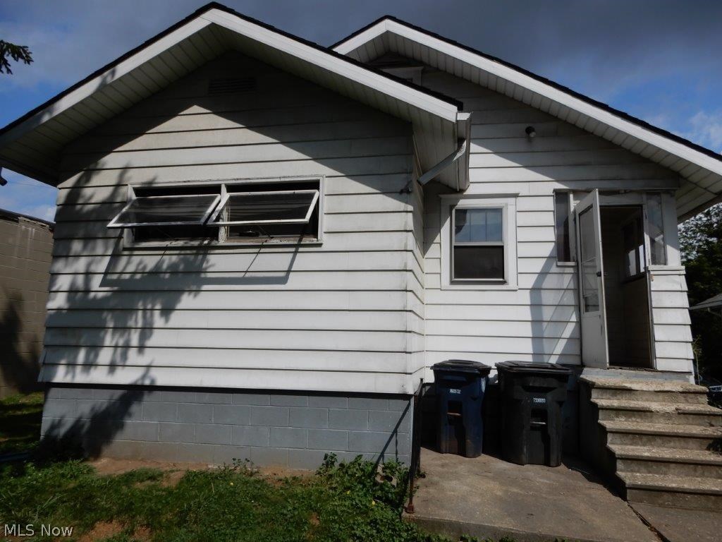 Great investor potential in this 3 bedroom, 1 bath ranch with a one car garage! Hardwood flooring, close to shopping and Rt 8.