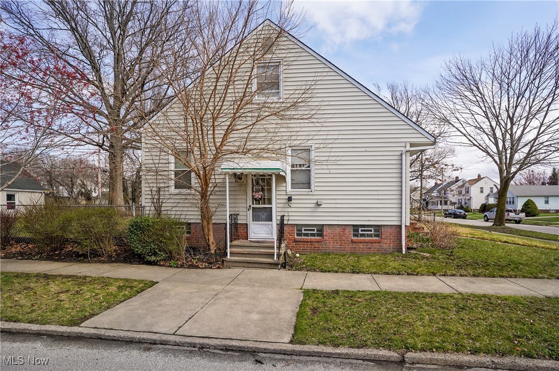 21551 Priday Avenue, Euclid, Ohio image 9