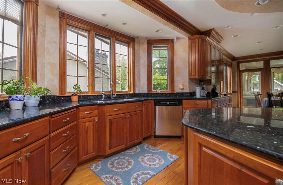 Russo Lakhani 01 Correcti - Residential