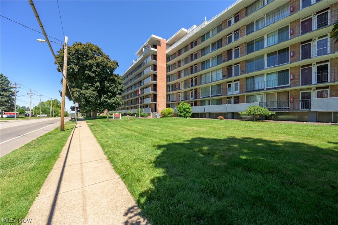 Seven Stories East Condo - Residential