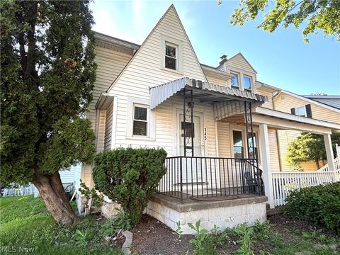 Homes For Sale - 145 S Vine Street<br/> Columbiana, OH 44408