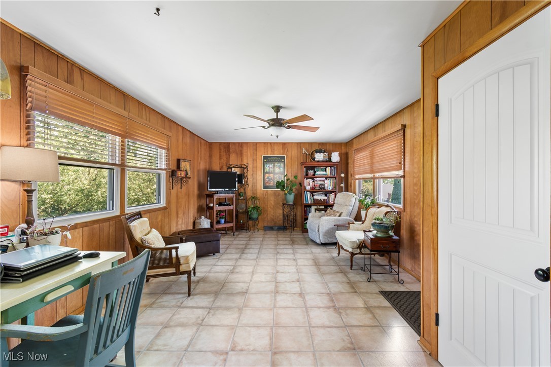 1336 Bellcrest Drive, Akron, Ohio image 16