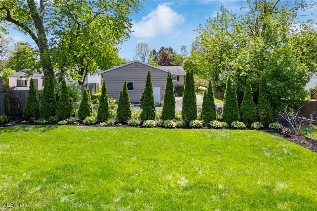 1336 Bellcrest Drive, Akron, Ohio image 34