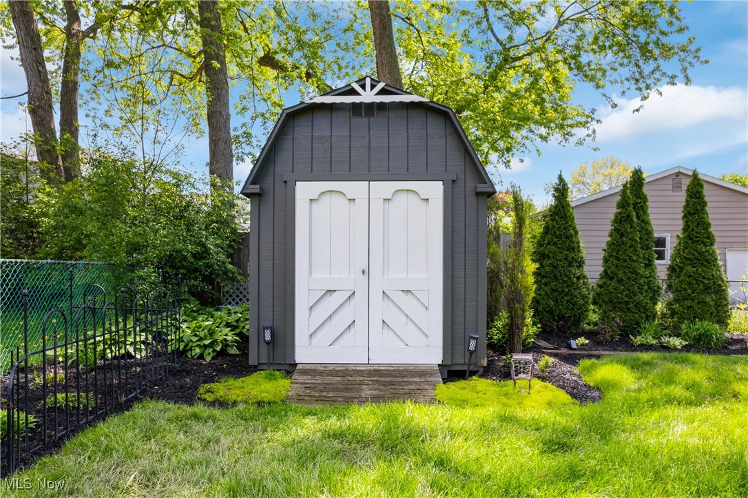 1336 Bellcrest Drive, Akron, Ohio image 35