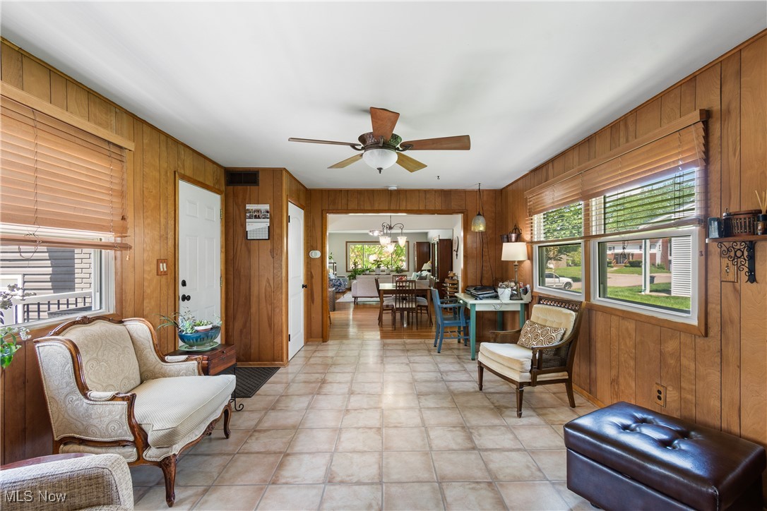 1336 Bellcrest Drive, Akron, Ohio image 17