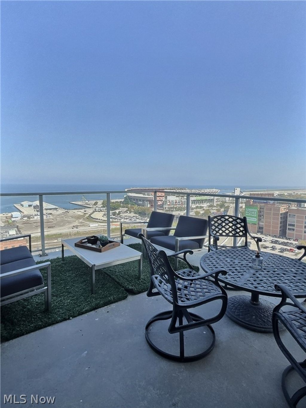 Photo of 701 W Lakeside Avenue #1301, Cleveland, OH 44113 (MLS # 5214948)