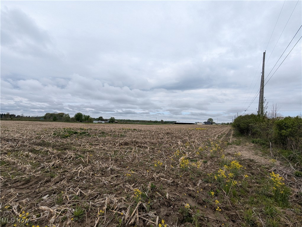 5922 Hall Road, Dorset, Ohio image 1