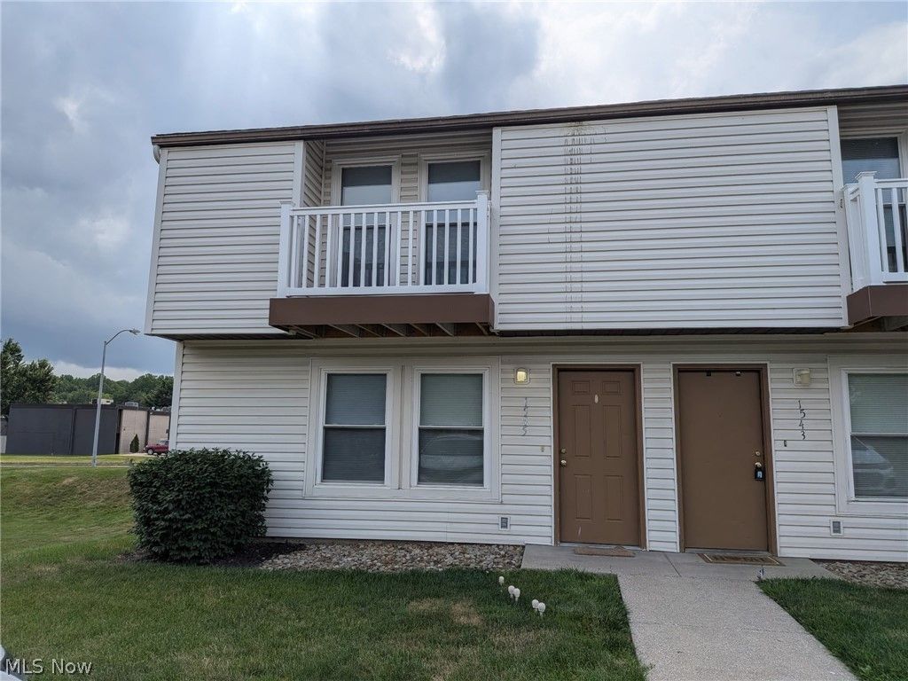 Photo of 1545 Whitehall Boulevard, Kent, OH 44240 (MLS # 5225119)