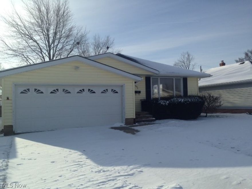 This single family ranch style home offers six total rooms, It offers a living room, dining room, kitchen with small eat in area, three bedrooms, one and half baths all on the first floor. The property offers a full basement with utility area. The home features a two car attached garage and a fenced in back yard.