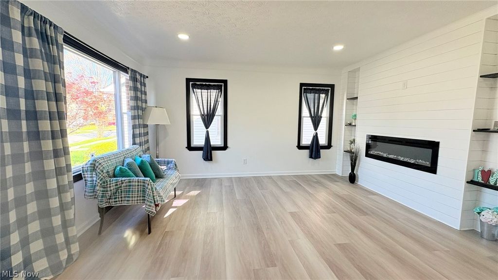 Photo of 3321 Ralph Avenue, Cleveland, OH 44109 (MLS # 5204152)