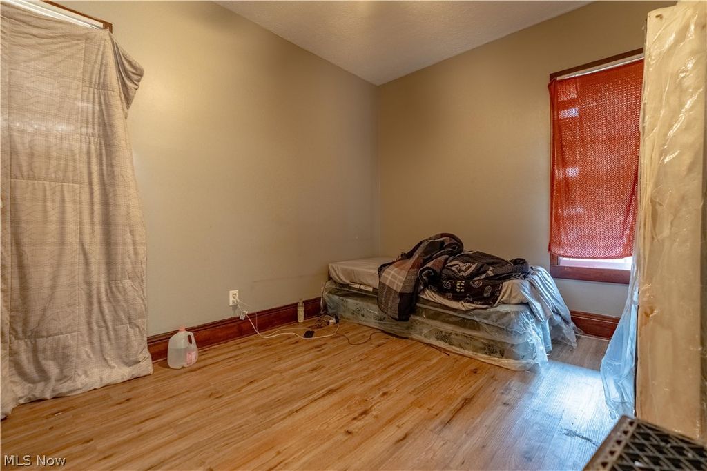 Photo of 4619 Pearse Avenue, Newburgh Heights, OH 44105 (MLS # 5199519)