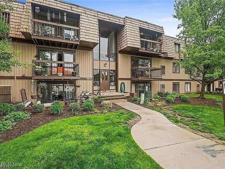 Charming One bedroom condo discover your perfect retreat in this completely updated home.  Fully equipped kitchen with stainless appliances, breakfast bar, pantry and loads of cupboard space.  Large bedroom with plenty of natural light, two closets. Stylish  full bath recently updated with contemporary fixtures and finishes.  Newer carpeting throughout.  In-suite laundry with space for full size washer and dryer.   Sliding door to concrete patio.  Secure entry and detached garage.  Amenities include fishing lake, playground, sidewalks, tennis, basketball court, swimming pool and clubhouse. Near major highways, airport, shopping, dining and metro park hike and bake trails making it easy to enjoy the best the city has to offer.  Maintenance fee includes water and sewer.  Schedule a viewing today and make this condo your new home!! Immediate occupancy!!