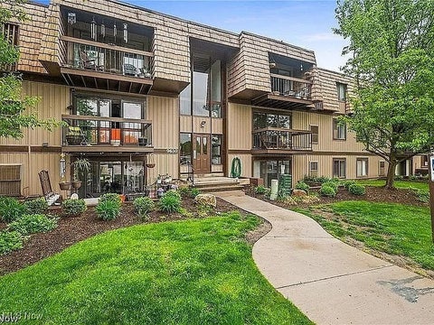 9630 Cove Drive Unit A14, North Royalton, OH 44133 - #: 5134942
