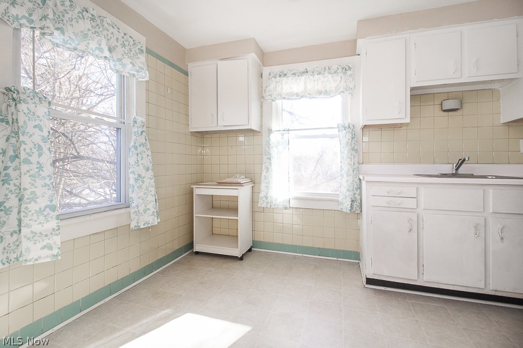 City/Cleveland - Residential Income