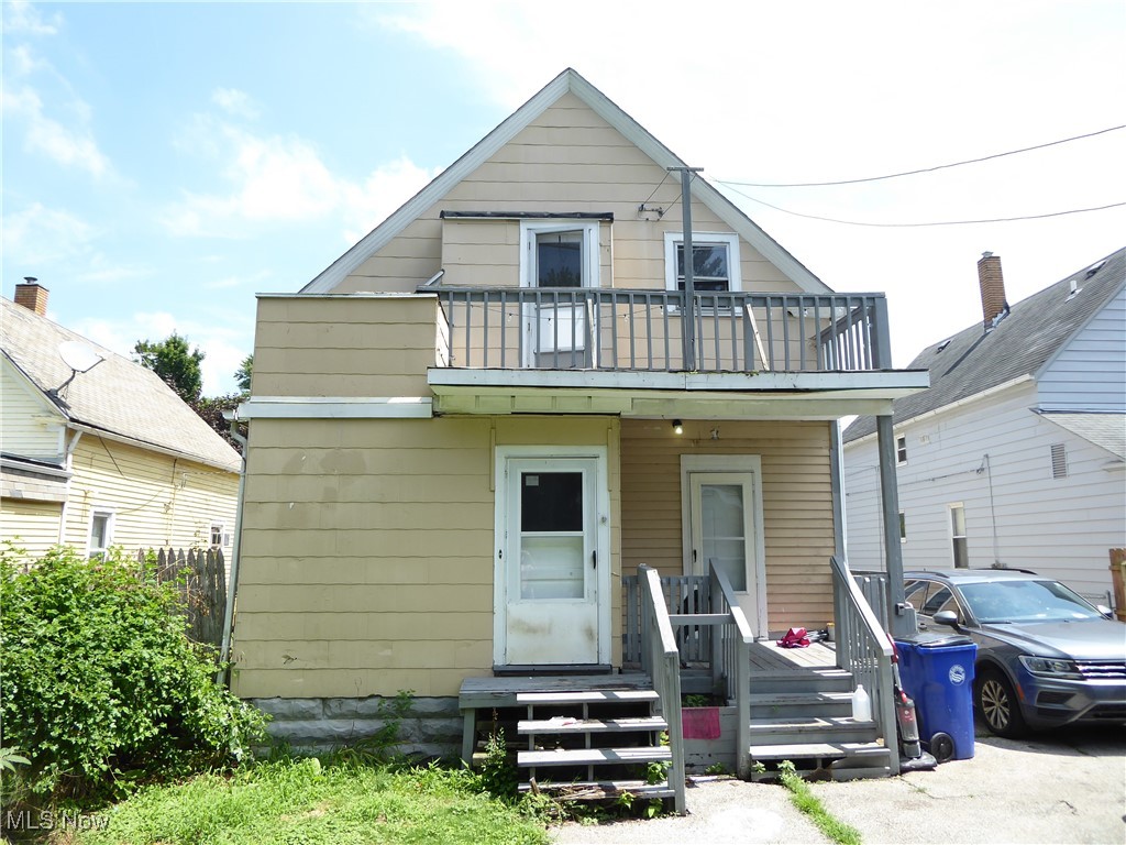 Stackyards - Residential Income