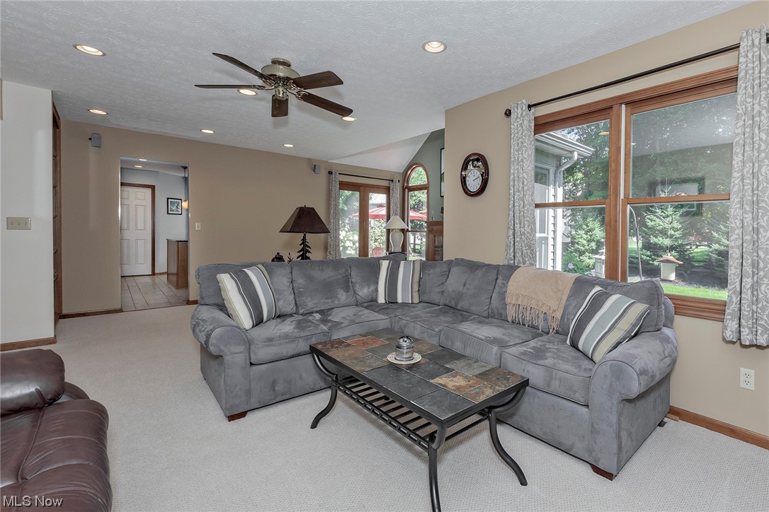 Hunter's Ridge - Residential