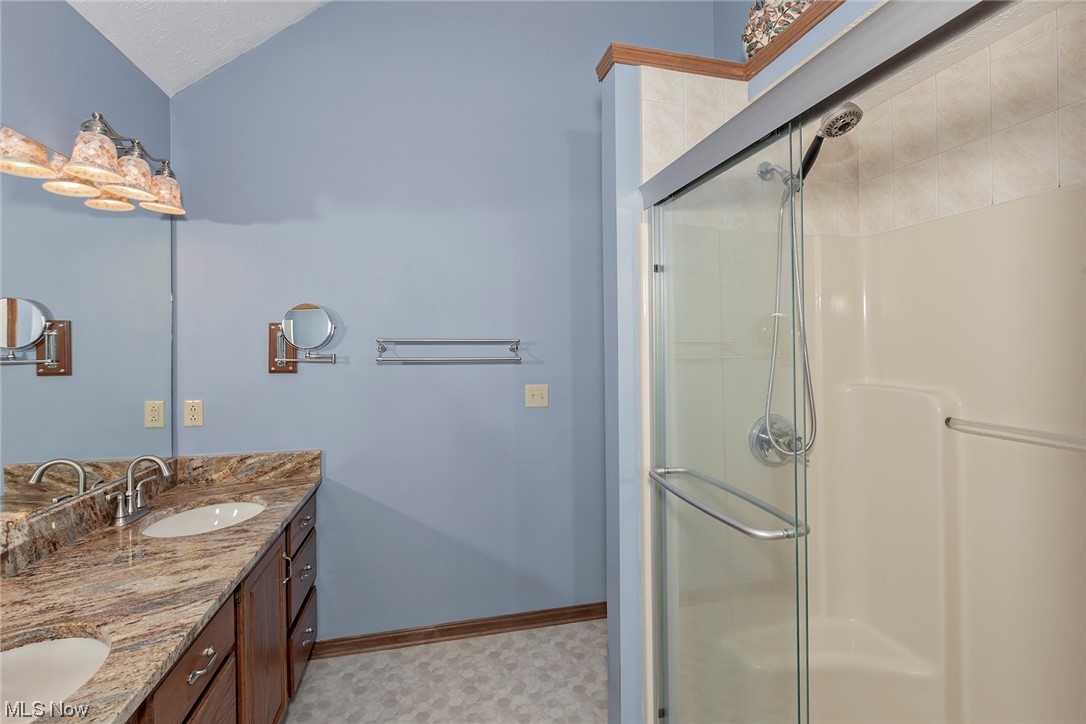 Hunter's Ridge - Residential