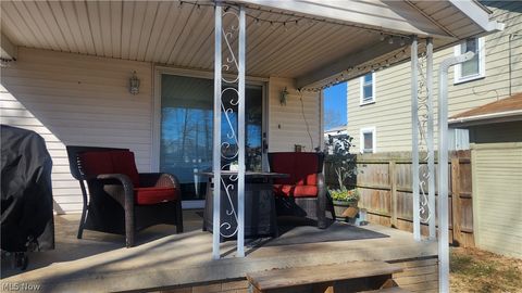 Tiny photo for 237 7th Street NW, New Philadelphia, OH 44663 (MLS # 5190107)