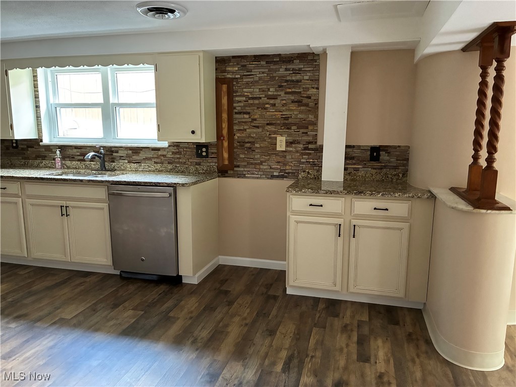260 Miller Avenue, Weirton, West Virginia image 18