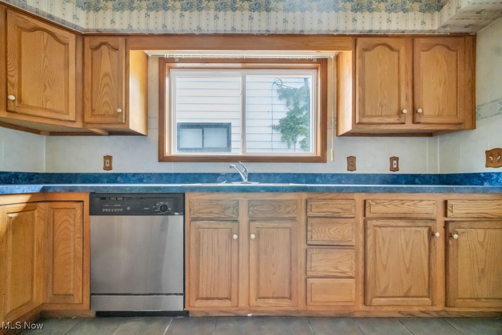 1586 E 86th Street, Cleveland, Ohio image 18
