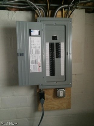 J L Free Land Cos Crown Point - Residential