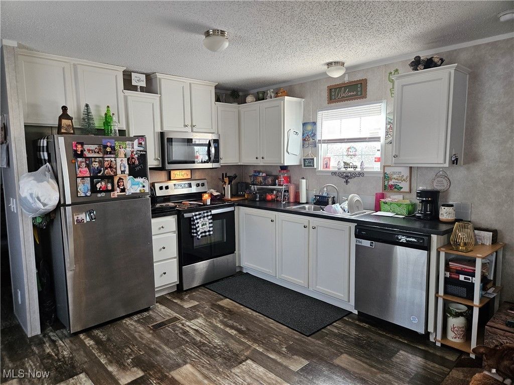 Photo of 81 Hyland Drive, Akron, OH 44312 (MLS # 5176099)