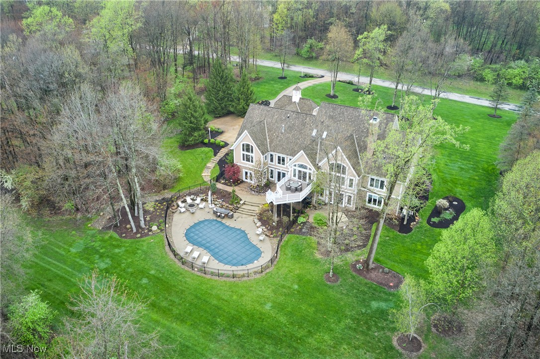 4522 Rock Ridge Lane, Akron, Ohio image 2