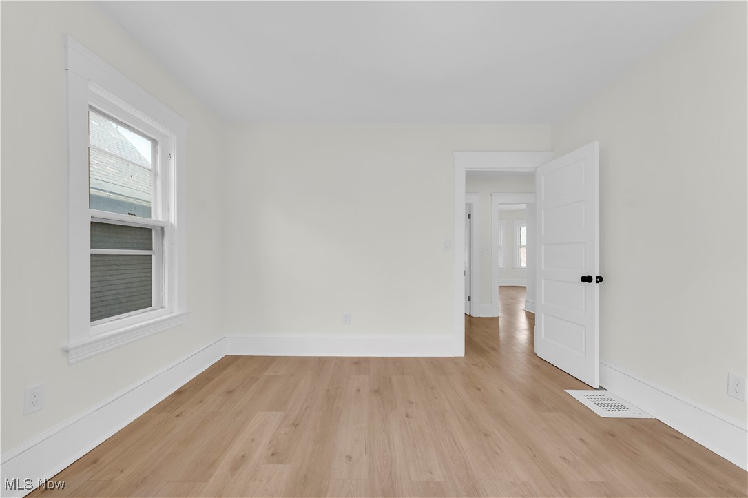 7218 Lawnview Avenue, Cleveland, Ohio image 21