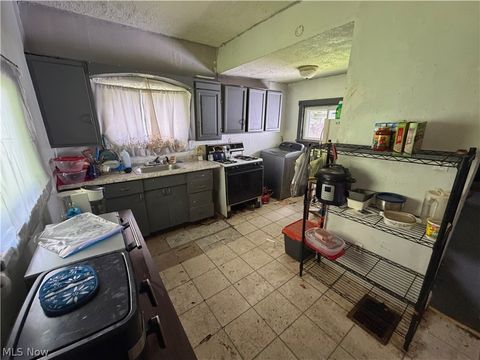Tiny photo for 818 Riverview Street, East Liverpool, OH 43920 (MLS # 5210169)
