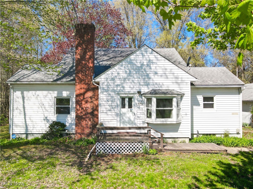 5653 Wayland Road, Ravenna, Ohio image 1