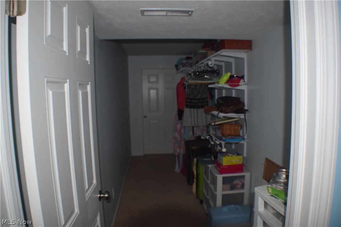 Oak Hollow - Residential