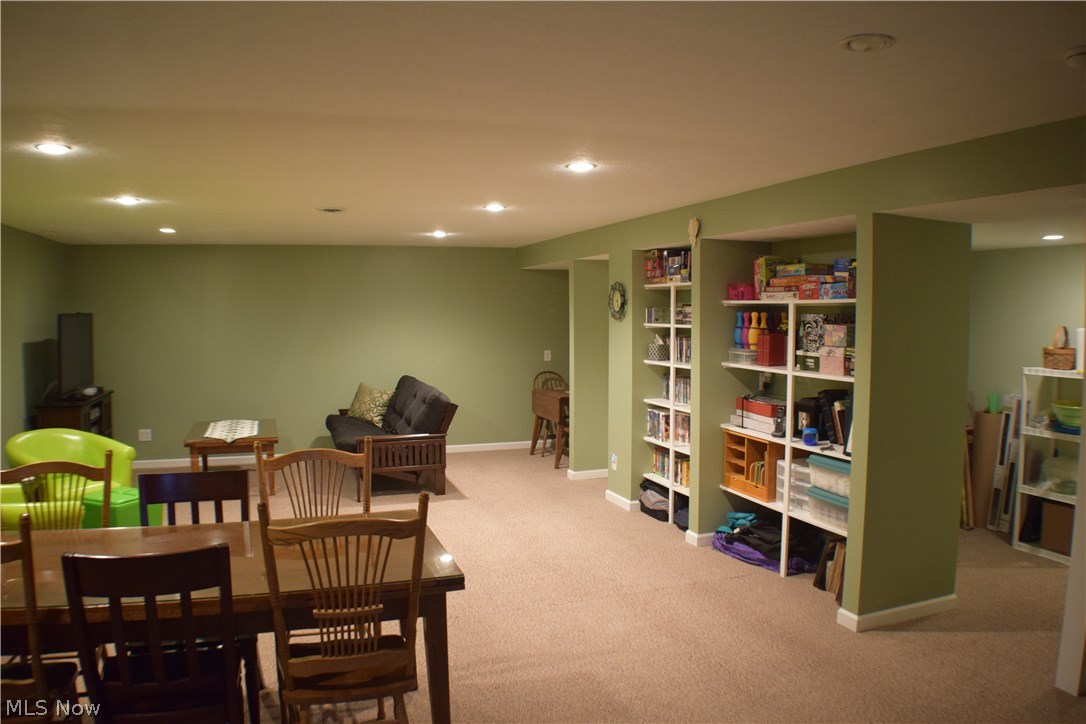 Oak Hollow - Residential