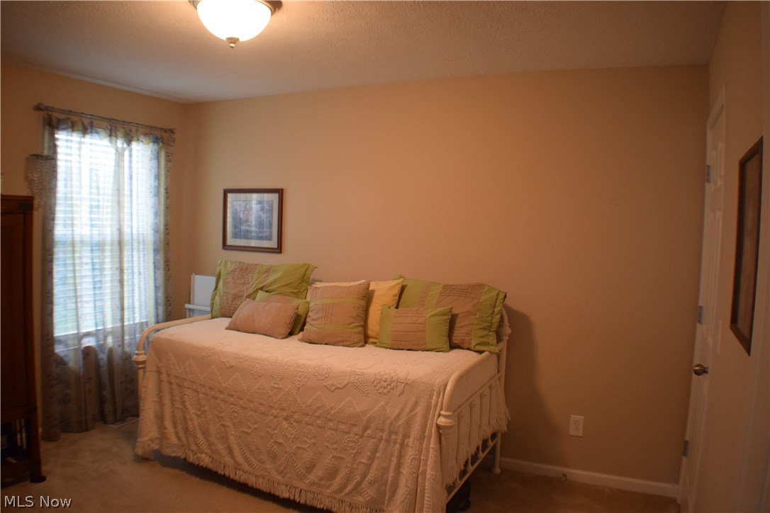 Oak Hollow - Residential