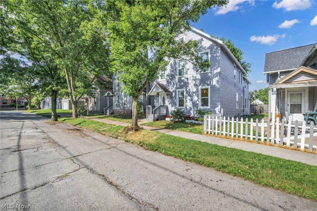 3142 W 40th Street