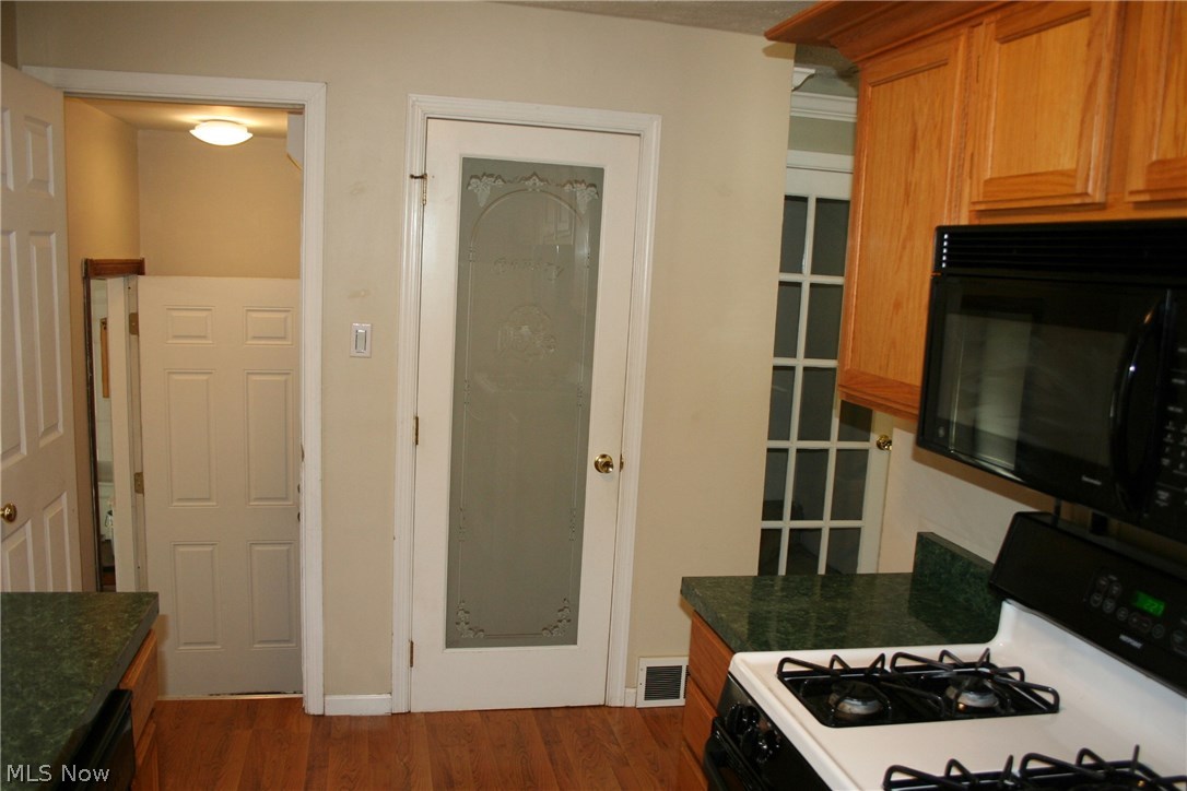 East Broad Heights - Residential