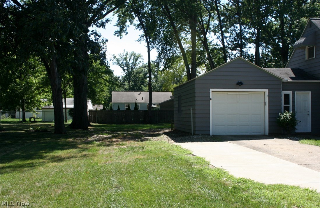 East Broad Heights - Residential