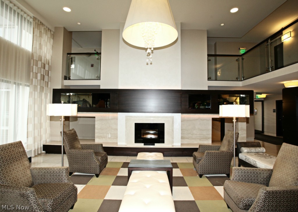 The Carlyle - Residential