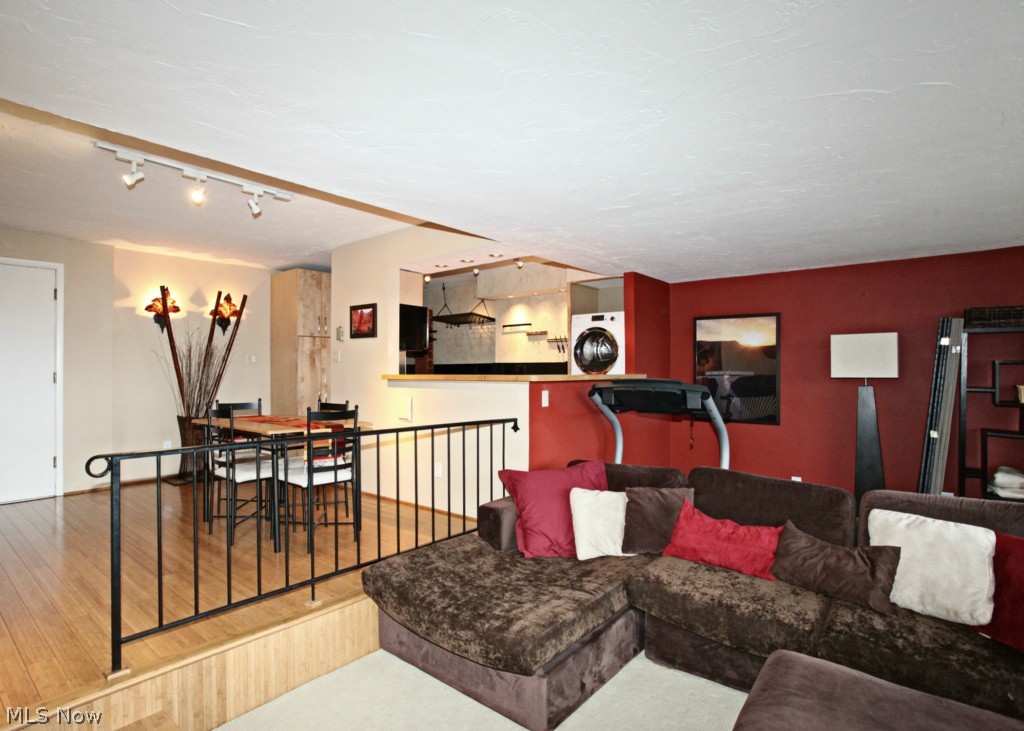 The Carlyle - Residential