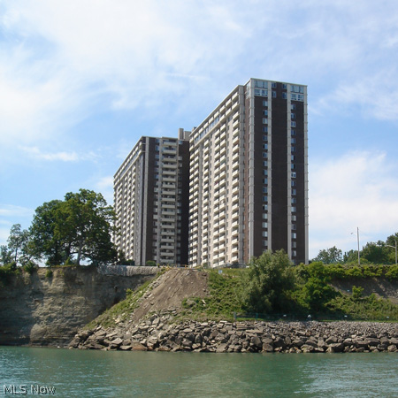 The Carlyle - Residential