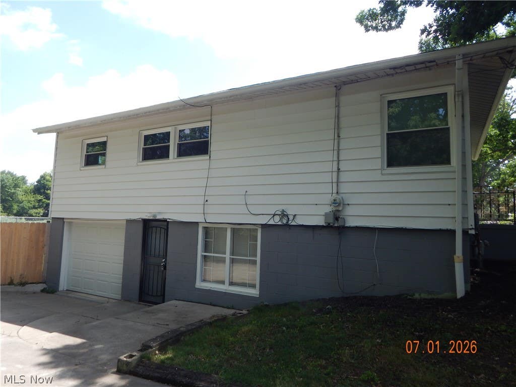 Photo of 1709 42nd Street NW, Canton, OH 44709 (MLS # 5223808)