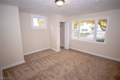 Tiny photo for 3314 W 32nd Street, Cleveland, OH 44109 (MLS # 5202547)